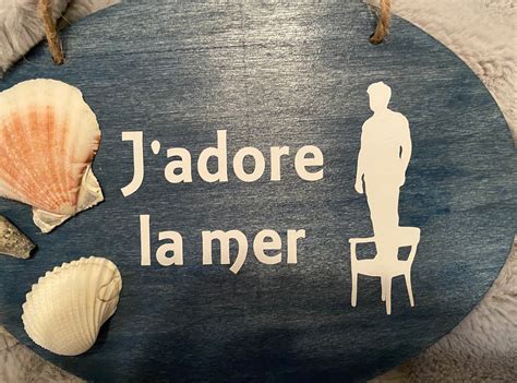 j'adore la mer .